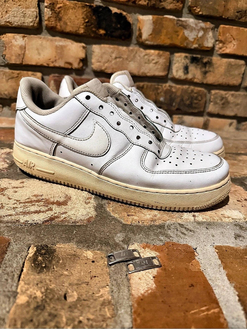 Nike Air Force 1 '07 Low White Sneakers Sz 9